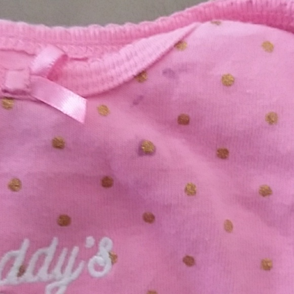 2 for $8 Onezee/Bodysuits - Picture 5 of 6